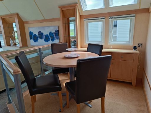 Raised dining area